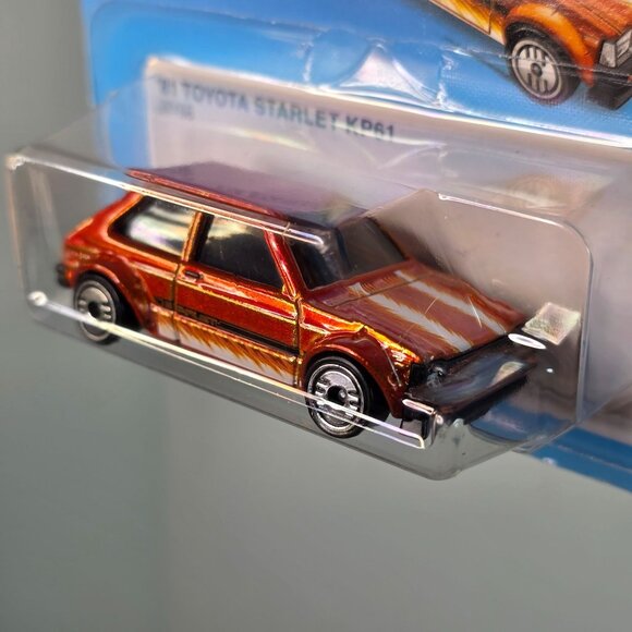 Hot Wheels 81 Toyota Starlet KP61 Ultra Hots Orange - Picture 6 of 16